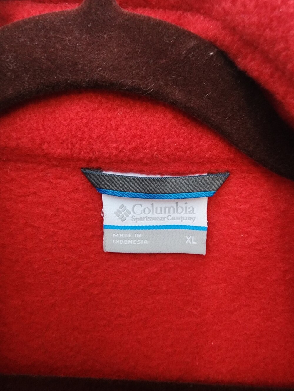 Columbia Mens Size XL Red And Gray Fleece Jacket .Excellent Condition Soft And - Picture 3 of 3
